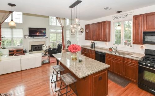 305 Coldstream Ct, Scotch Plains NJ  07076-2061 exterior