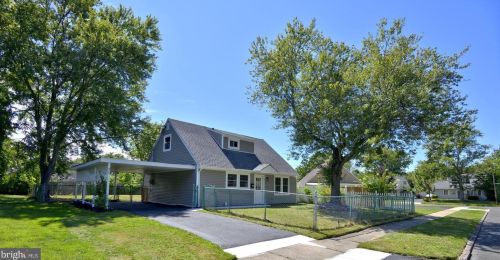 615 Fairhill Rd, Yardley PA  19067-7508 exterior