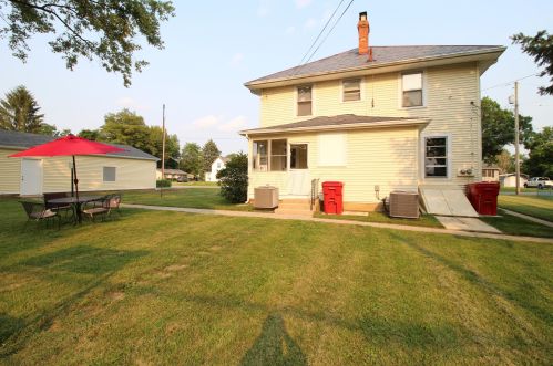 35 Lincoln Ave, London OH  43140-1579 exterior