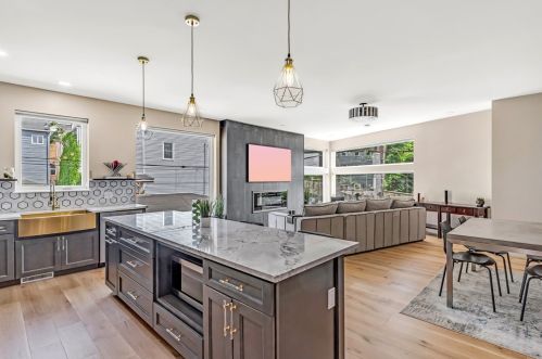 5112 Stanton Ave, Pittsburgh PA  15201-2580 exterior