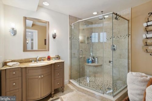 4 Newlin Way, Glen Mills PA  19342-1259 exterior