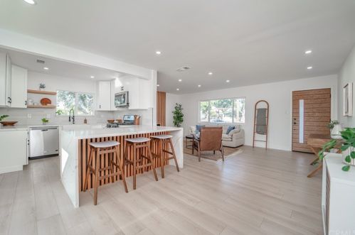 704 Lincoln Ave, Montebello CA  90640-3530 exterior