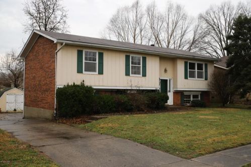 2210 Alice Kay Dr, Louisville, KY 40214-1141