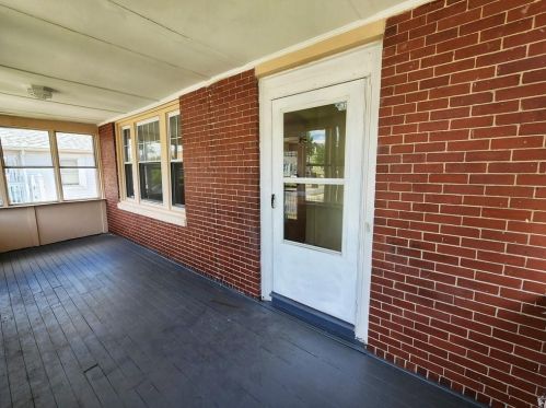 240 Gallatin St, Providence RI  02907-1906 exterior