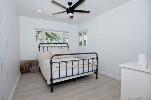 8615 Alpine Ave, La Mesa, CA 91941-5469
