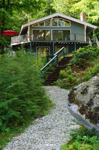 96 Upper Bay Rd, Sunapee, NH 03782-2329