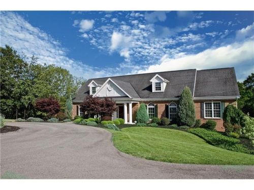 124 Windermere Ct, Canonsburg, PA 15317-3670