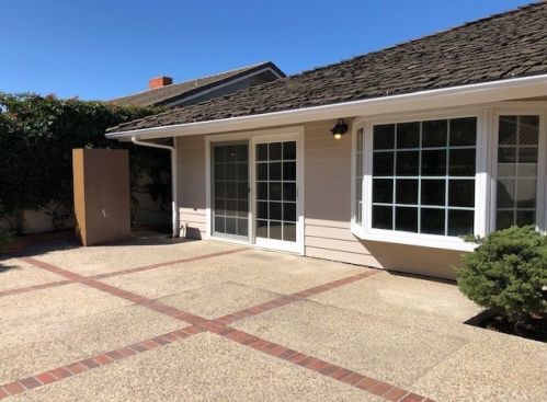2515 Buckeye St, Newport Beach, CA 92660-4116