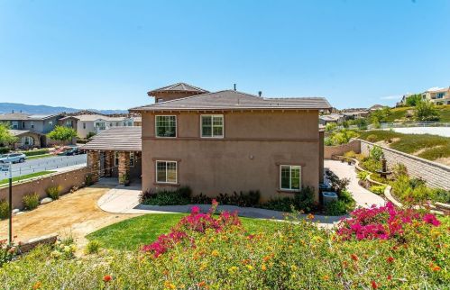 28418 Farrier Dr, Santa Clarita, CA 91354-4501