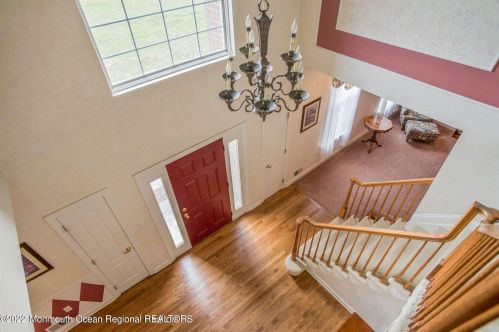 2 Sarah Ct, Jackson Twp NJ  08527-4760 exterior