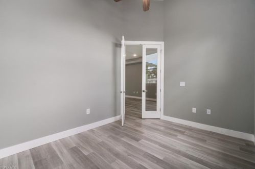 28124 Sunset Dr, Bonita Springs FL  34134-7503 exterior