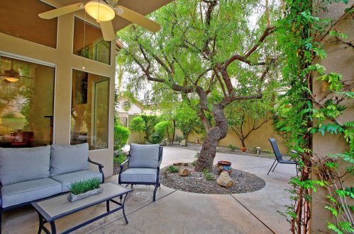 55685 Riviera, La Quinta CA  92253-4750 exterior