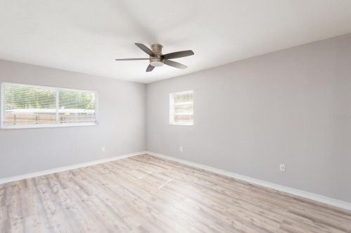 5476 Lk Le Clare Rd, Lutz FL  33558-8013 exterior