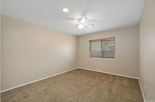 39601 Parkview Dr, Temecula CA  92591-7229 exterior