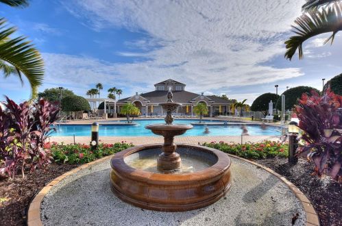 114 Rdg Vw Dr, Davenport FL 33837-5563 exterior