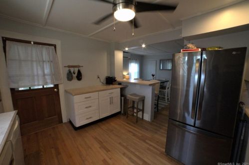 23 William St, Wallingford CT 06492-3641 exterior