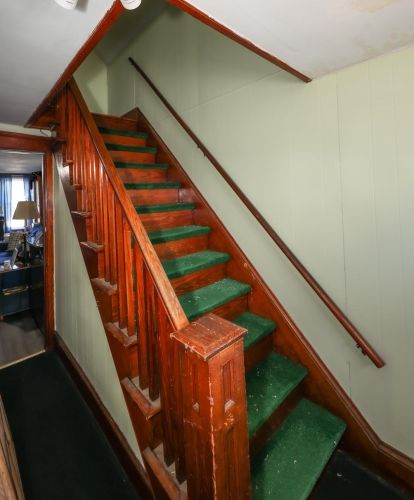 39 Vine St, Nashua NH 03060-3832 exterior