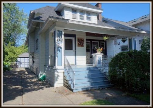 188 Wallace Ave, Buffalo, NY 14216-2512