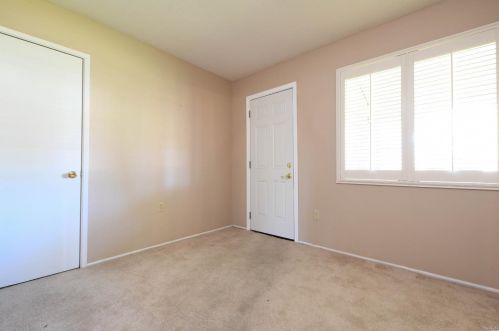 145 Rainier Cir, Vacaville CA  95687-3309 exterior