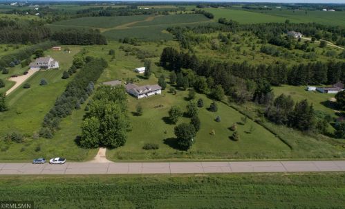 1748 30th Ave, Hammond WI  54015-5215 exterior