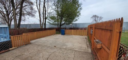 1223 Summer St, Hammond IN  46320-2210 exterior