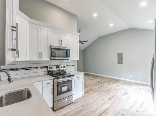 48 Shaw Ave, Islip Manor NY  11751-2420 exterior