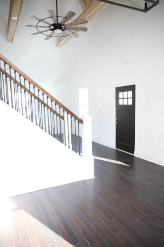 1002 Crawford Ave, Connellsville PA  15425-2428 exterior