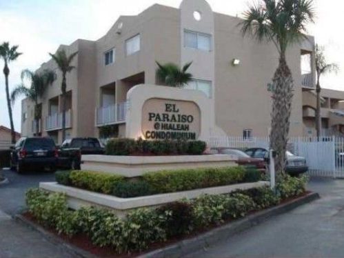 2620 76th St, Hialeah FL  33016-5647 exterior