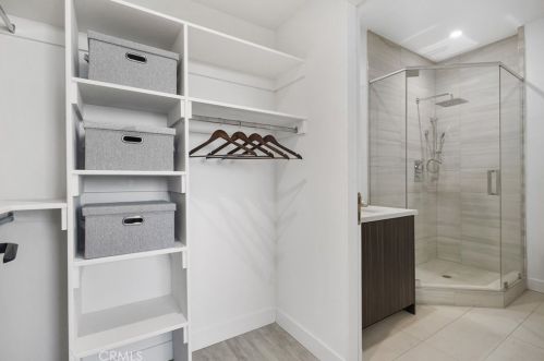 15307 Lemay St, Van Nuys CA 91406-5400 exterior