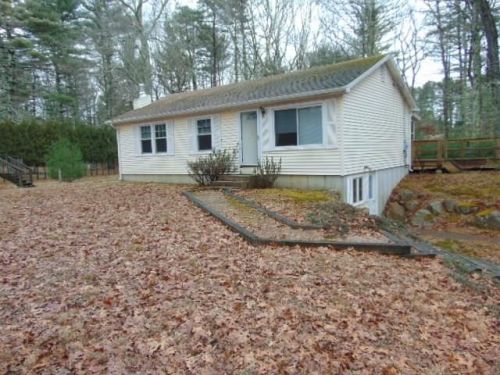 6 Woodland Dr, Richmond, RI 02832-3314