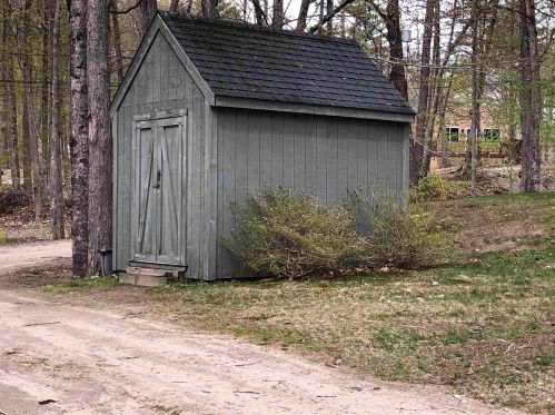 321 Davis Rd, Wakefield NH  03872 exterior