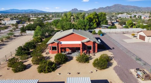 38233 31st Ave, Phoenix AZ  85086-7291 exterior