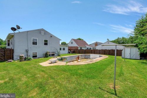 103 14th St, New Castle, DE 19720-4505
