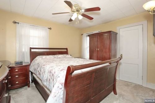 60 Garden St, Teaneck NJ  07666-5919 exterior