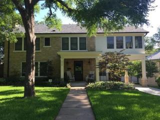 516 Largent Ave, Dallas TX  75214-4436 exterior