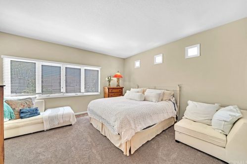 6561 Morningside Dr, Huntington Beach CA exterior