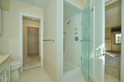 5734 Woodland Rd, Pittsburgh PA  15232-2818 exterior