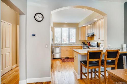 1633 Franklin St, Denver CO 80205-3967 exterior