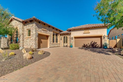 8518 June St, Mesa, AZ 85207-3166