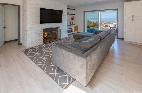 3557 Starline Dr, Rancho Palos Verdes CA  90275-6376 exterior