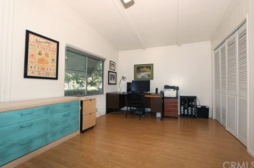 5200 Irvine Blvd, Irvine CA 92620-2013 exterior