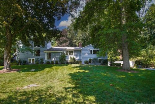 71 High Point Rd, Westport CT  06880-3910 exterior