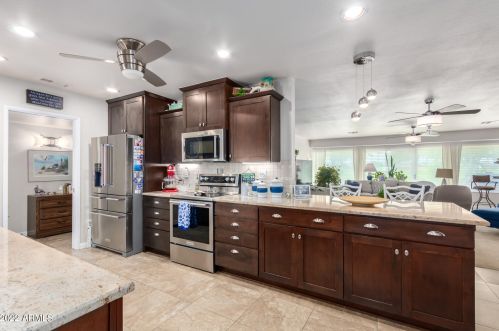 9838 Balboa Dr, Sun City, AZ 85351-4551