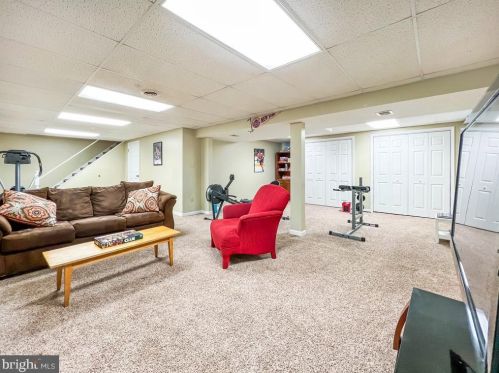 1344 Buford Dr, Yardley PA 19067-4342 exterior