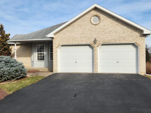 1927 Cabernet Pl, Easton, PA 18045-5400