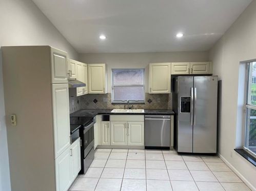 5080 Marla Dr, Boynton Beach, FL 33436-8209