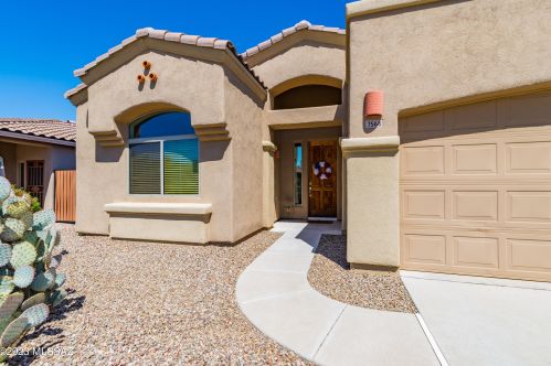 7568 Sand River Way, Tucson, AZ 85743-1461