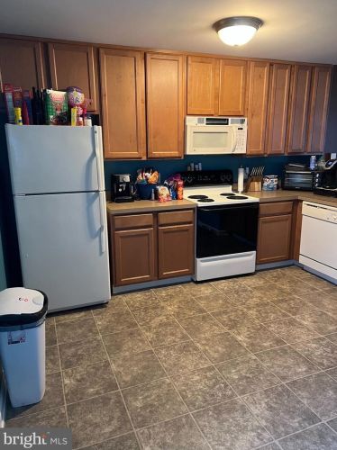 195 Sheldrake Cir, Dover DE  19904-5693 exterior