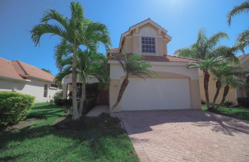 835 Munjack Cir, Fort Pierce, FL 34986-3458