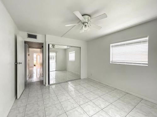 628 Saxony, Delray Beach FL  33446-1056 exterior